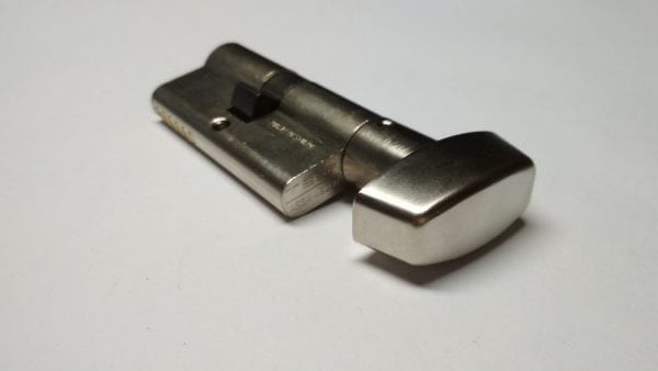 Cilindro de alta seguridad Tesa con perilla T63B3030N