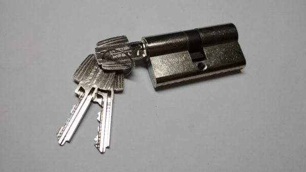 Cilindro Tesa niq 52003030N