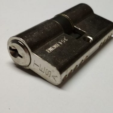 Cilindro Tesa niq 52003030N