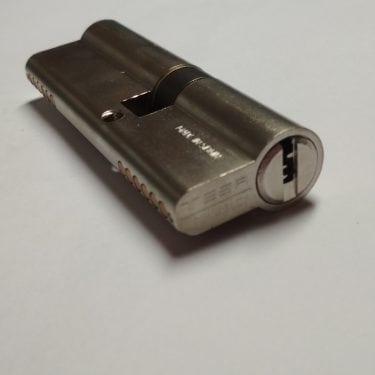 Cilindro Tesa desfasado T6353550 níquel