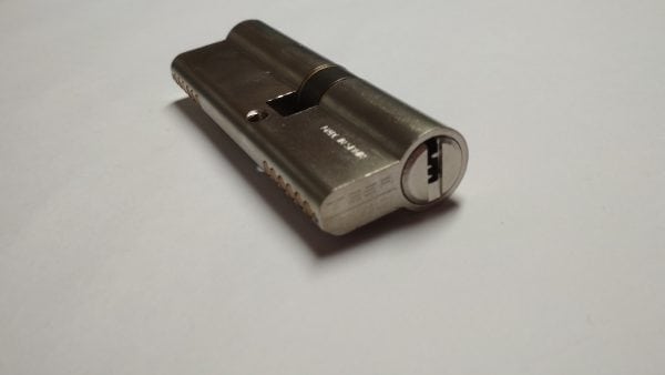 Cilindro Tesa desfasado T6353550 níquel