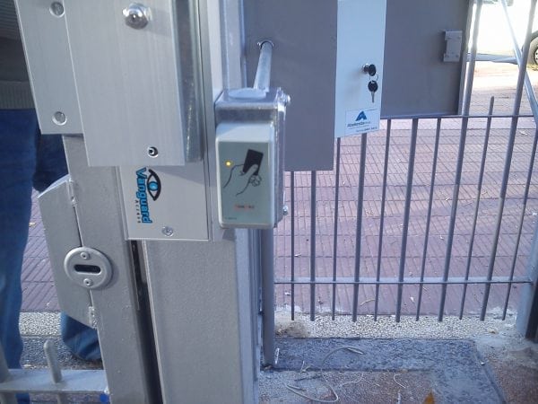 Control de acceso para edificios - Imagen 2